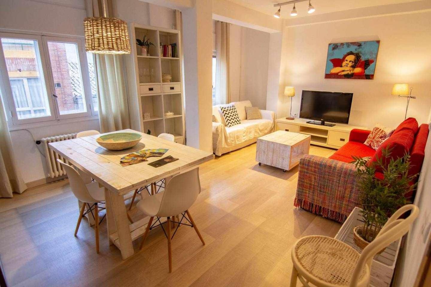 Apartment Habitahost Ramon Y Cajal