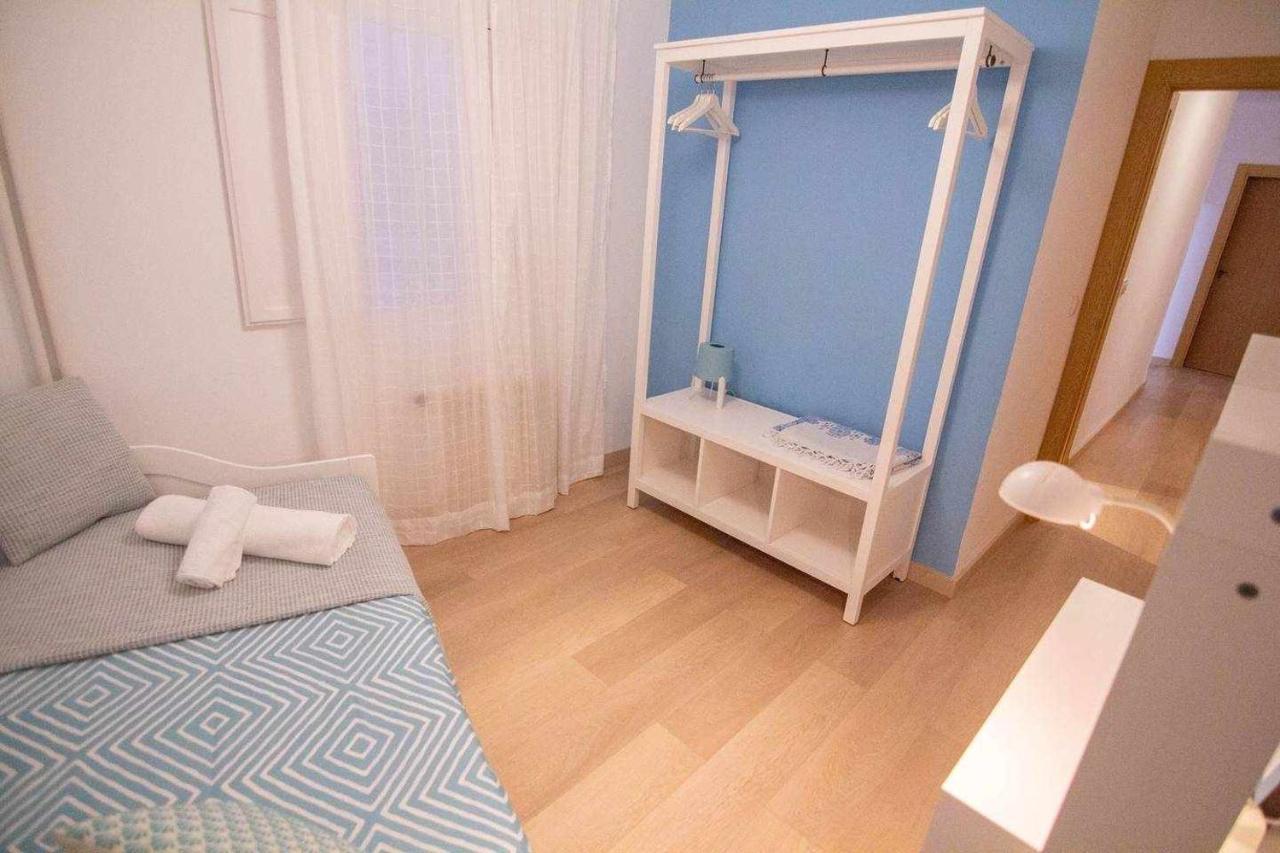 Habitahost Ramon Y Cajal Apartment *